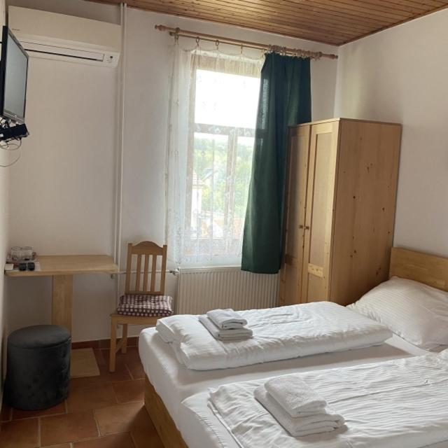 Hotel Kreta Kutná Hora Dış mekan fotoğraf
