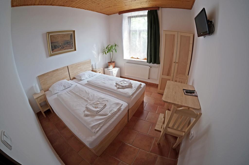 Hotel Kreta Kutná Hora Dış mekan fotoğraf