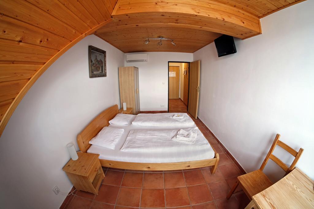 Hotel Kreta Kutná Hora Dış mekan fotoğraf