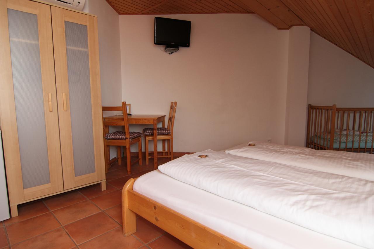 Hotel Kreta Kutná Hora Dış mekan fotoğraf