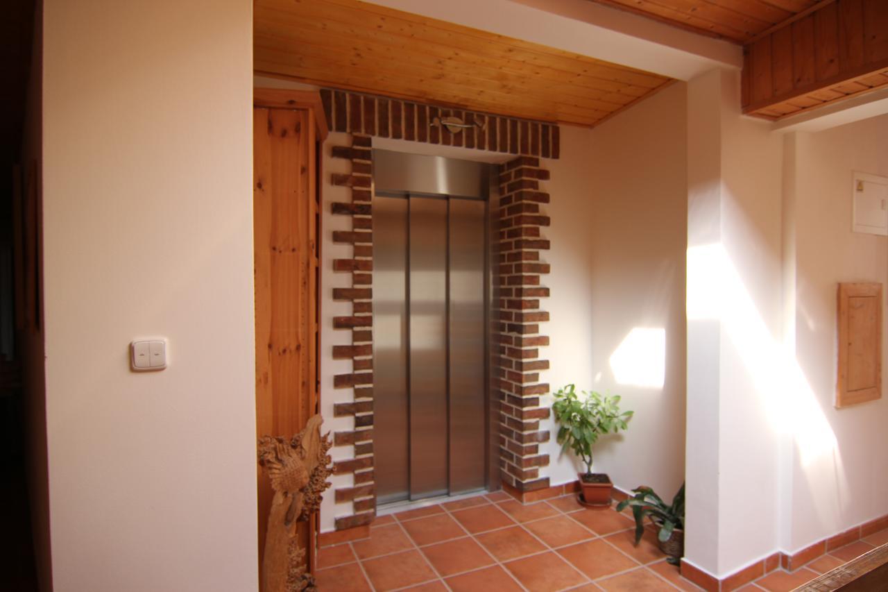 Hotel Kreta Kutná Hora Dış mekan fotoğraf